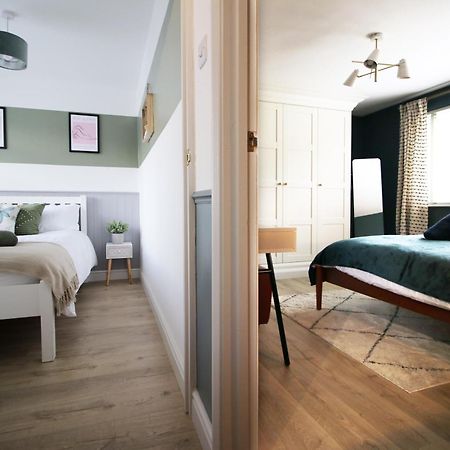 Stylish Home In Bath With Driveway Parking, 10Min From City Dış mekan fotoğraf