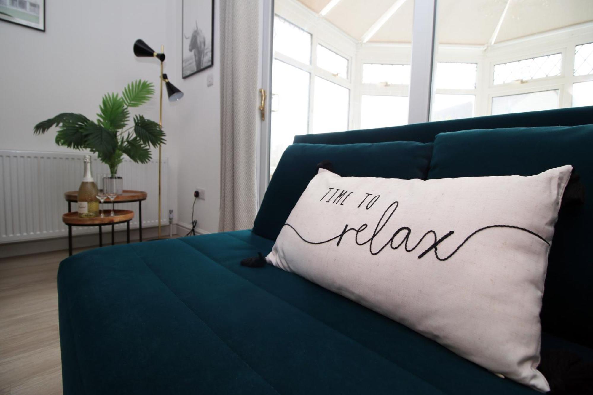 Stylish Home In Bath With Driveway Parking, 10Min From City Dış mekan fotoğraf