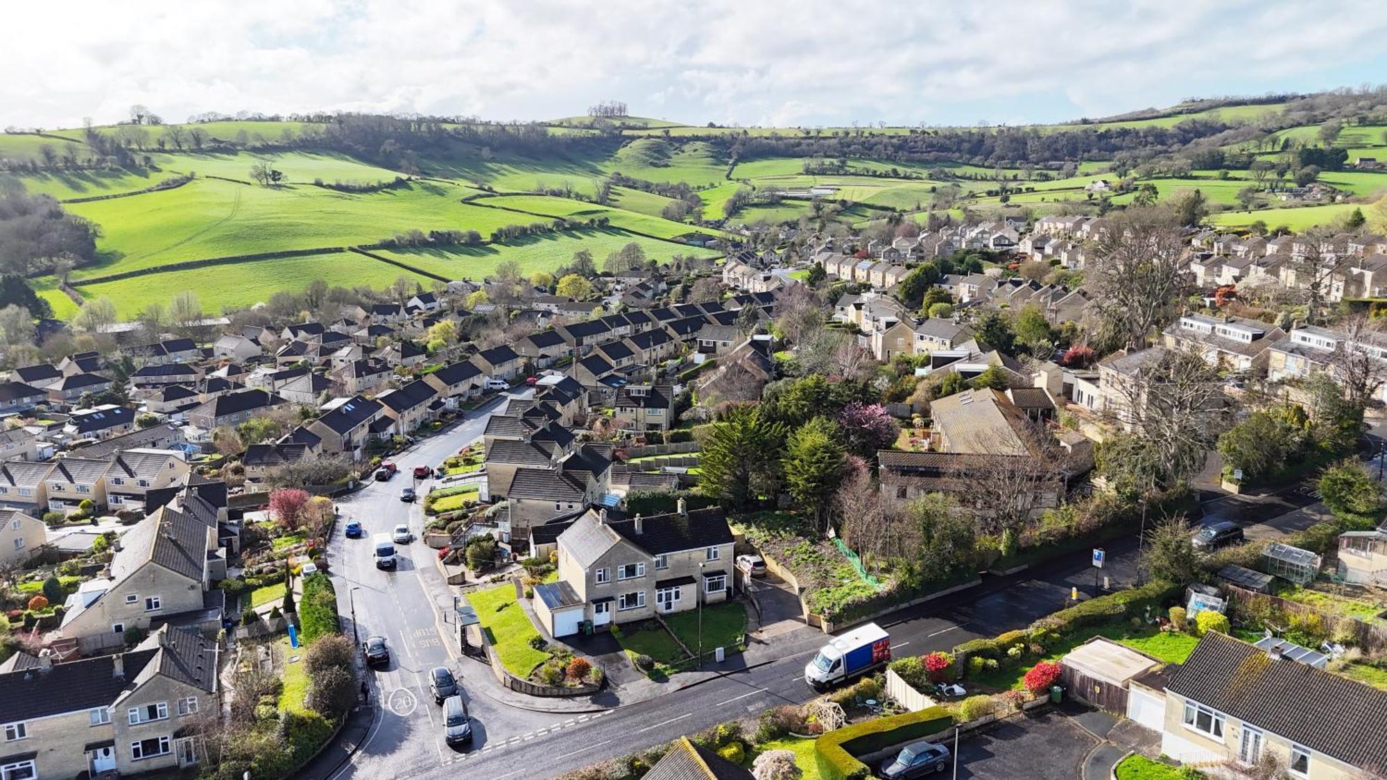 Stylish Home In Bath With Driveway Parking, 10Min From City Dış mekan fotoğraf