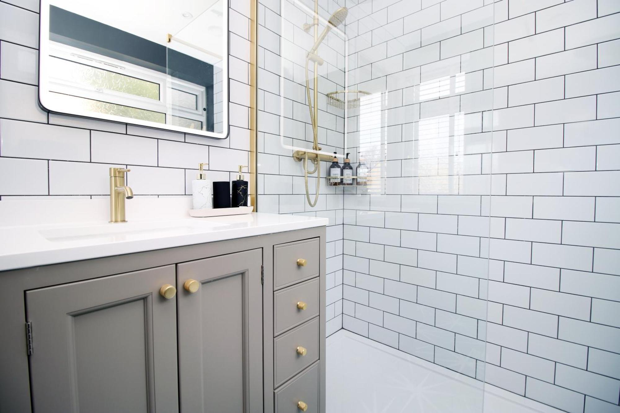 Stylish Home In Bath With Driveway Parking, 10Min From City Dış mekan fotoğraf
